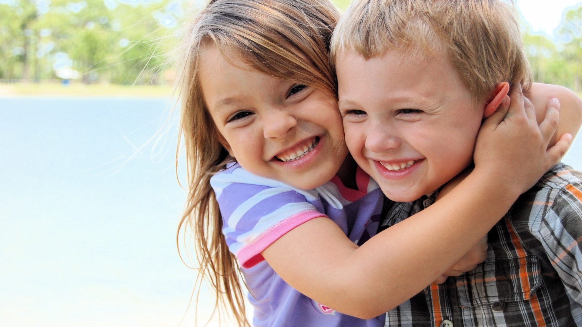 Обними меня покрепче!