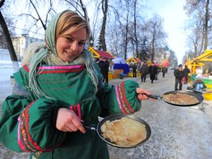 блины на сковородке