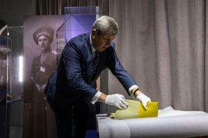 найстаріший жовто-блакитний прапор