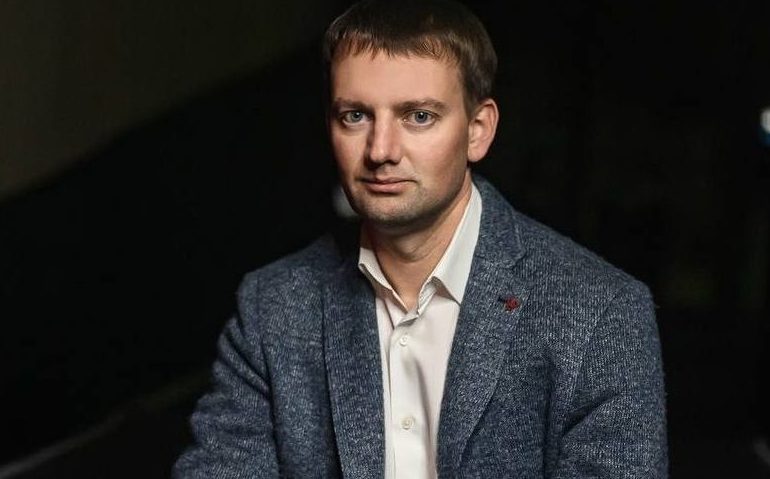 Анатолій Солов'яненко Художній керівник опери