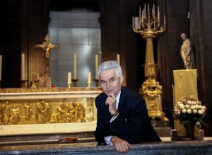 автор проекту, Артист ЮНЕСКО в ім’я миру Герман Макаренко.