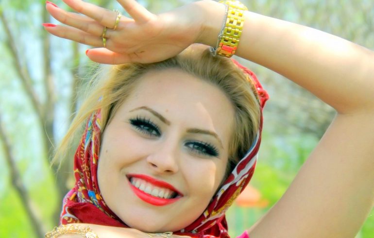 Модные способы завязывания платков
