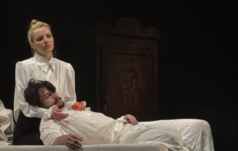 «Картотека» у Молодому театрі