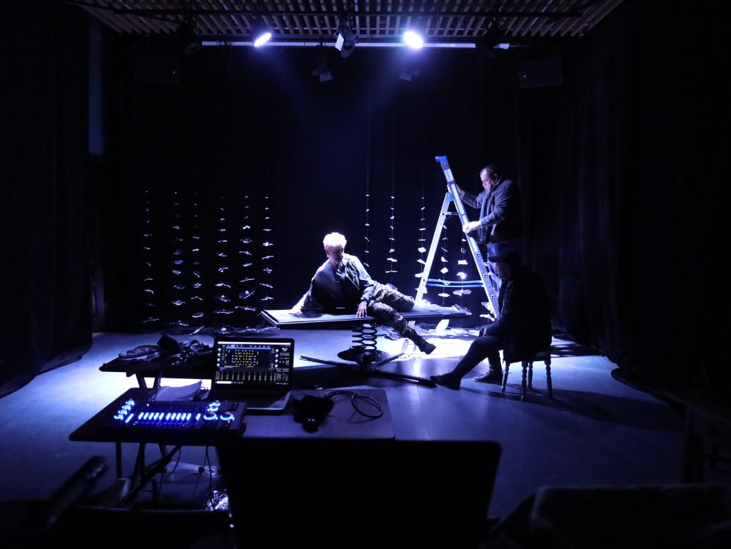 Сцена у Театрі на Подолі