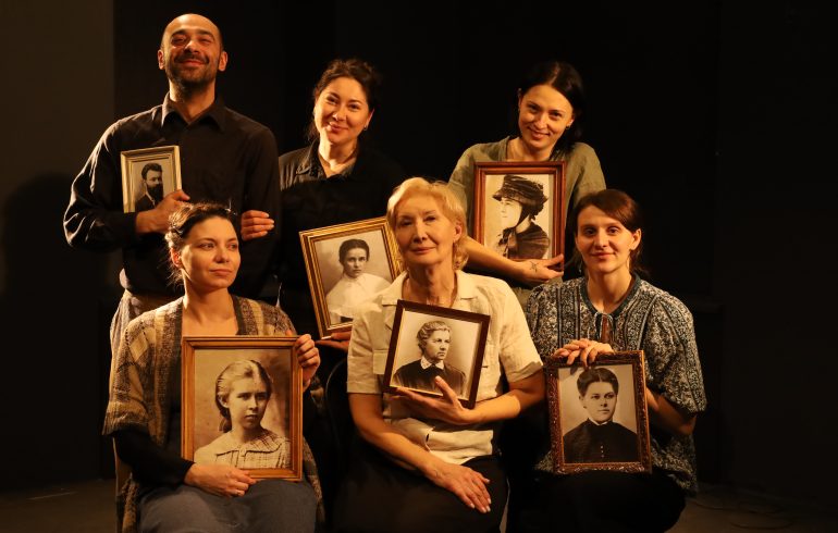 історія Лесі Українки у Театрі на Подолі